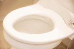 【ルナ様調教課題5】トイレ使用禁止命令おしっこは全部コンドームに放尿
